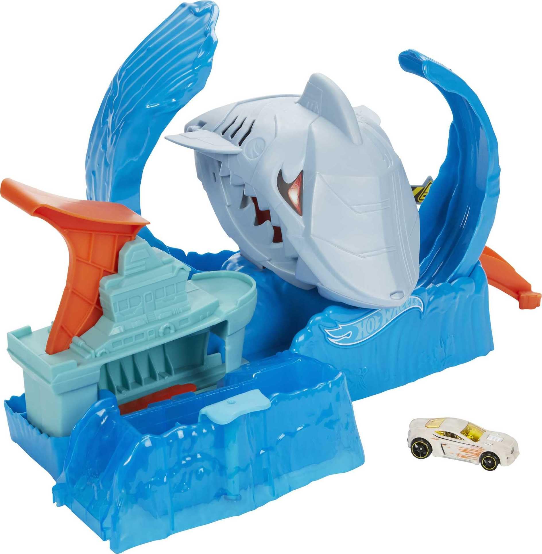 Hot Wheels Toy Car Track Set Robo Shark Frenzy Playset & Color Shifters Car in 1:64 Scale Vehicle Changes Colors in Very Warm & ICY Cold Water