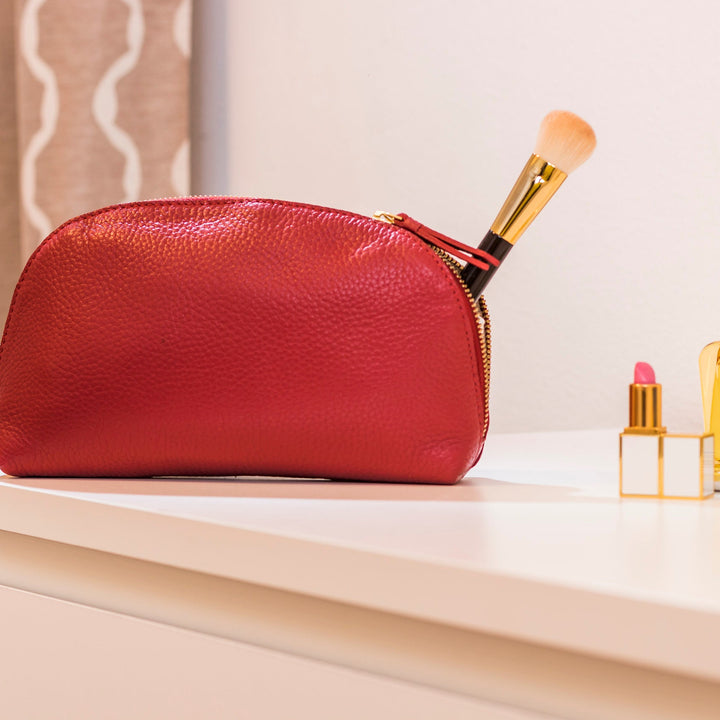 Medium Genuine Pebble Leather Travel Case